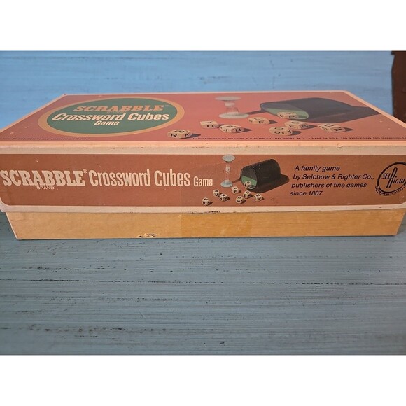 Vintage Scrabble Crossword Cubes Game 1964 Selchow & Righter w/ Timer and Shaker - Picture 2 of 7